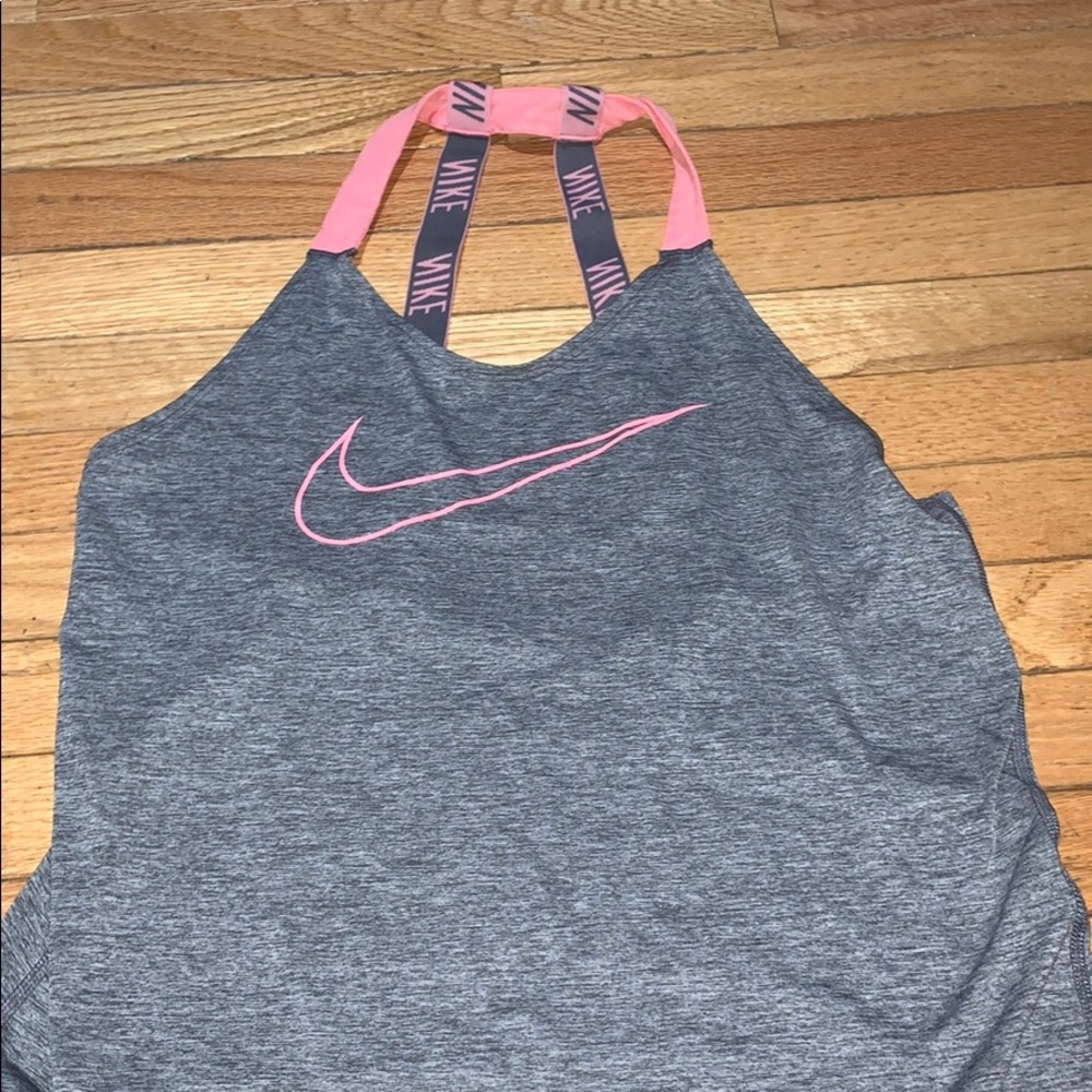 Nike workout tee